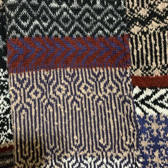 Cowl neck sweater - Picture 2 of 3